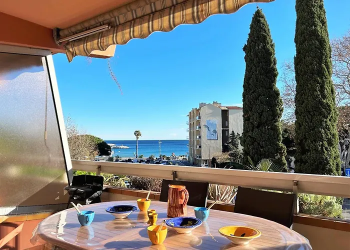 Daire Climatise Avec Terrasse Et Parking Pres De La - Fr-1-251-202